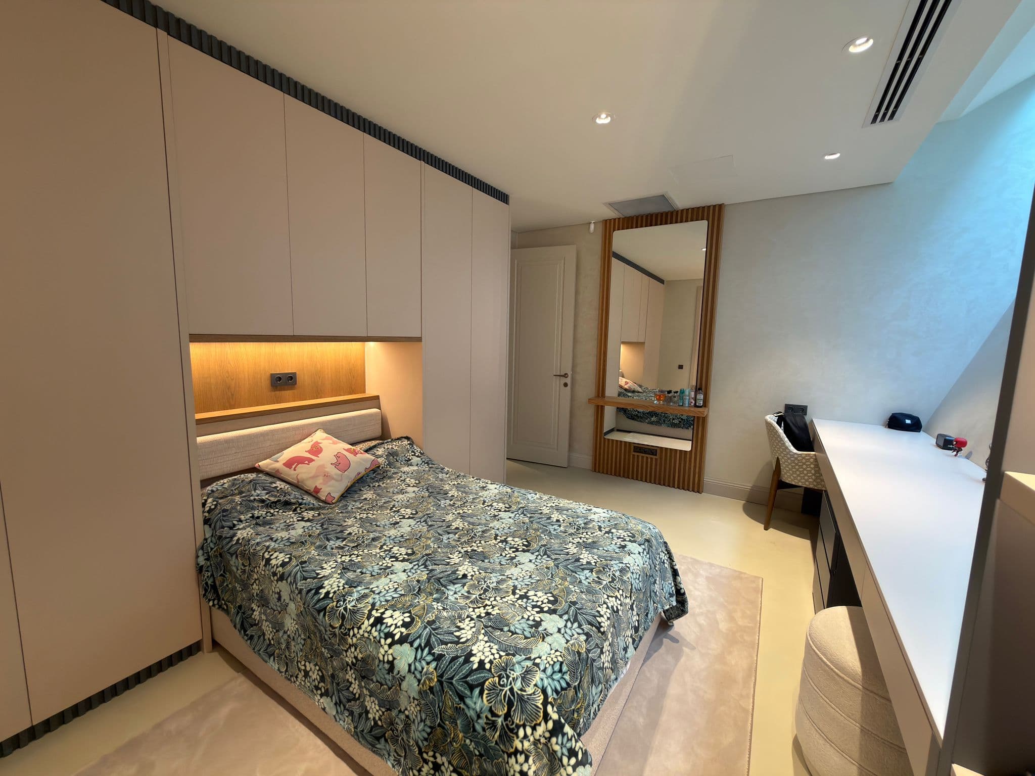 ÇINARKÖY EVLERİNDE SATILIK ÖZEL DİZAYN VİLLA - Görsel 5