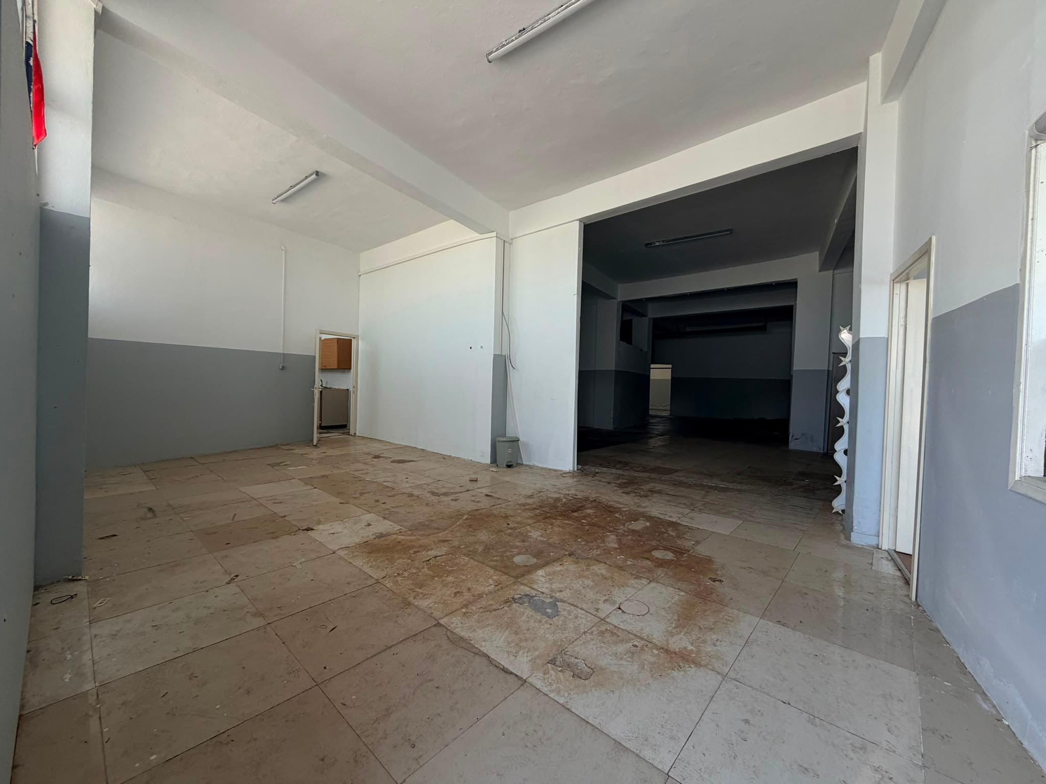 Muaz ALTUN'dan Kiralık 380m2 Dükkan & Mağaza - Görsel 25